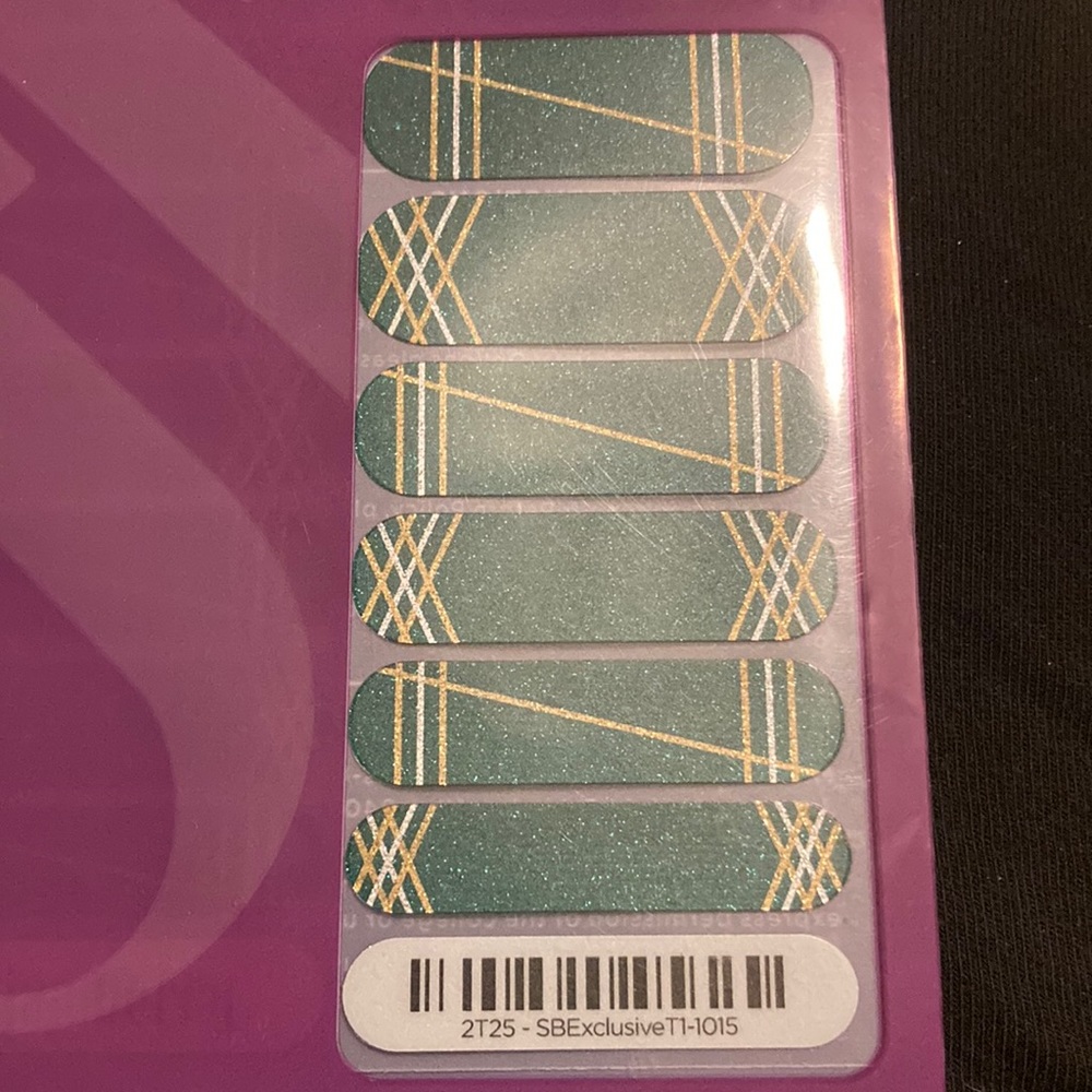 Jamberry Metallic green gold and silver style box exclusive wraps